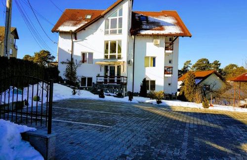 Brasov House | Pensiunea Riunione