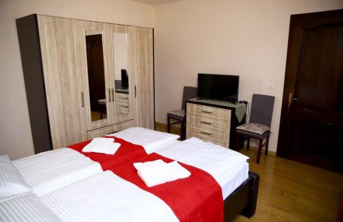 Pestisani House | PENSIUNEA SOFIA