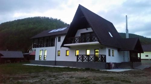 Fildu de Jos House | Pensiunea Steaua Nordului