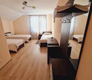 Tipova House | Pensiunea turistică MUZE