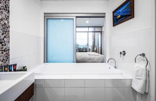 Victor Harbor Apartment | Penthouse 406 The Frontage Victor Harbor