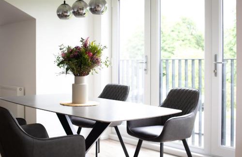 Balloch Apartment | Penthouse Apartment at Loch Lomond with 2 bedrooms