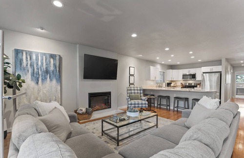 Spokane Apartment | Penthouse Apartment centrally located in historic neighborhood