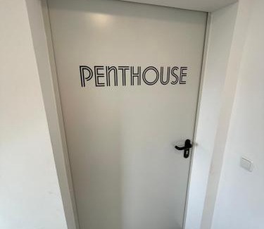 Weener Apartment | Penthouse Apartment