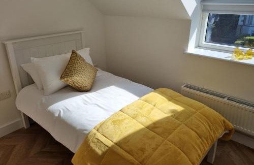 Penmaenmawr Apartment | Penthouse apartment with stunning sea views