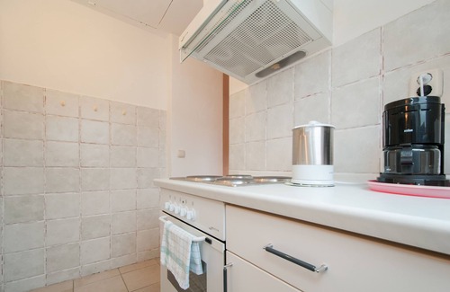 Eppendorf Apartment | PENTHOUSE at Alster City Garden Villa. Stylish & quiet apt., Adults only