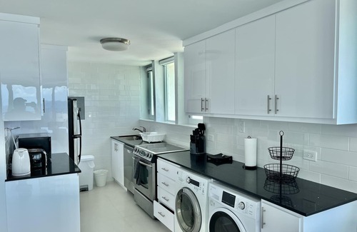 Vilomar Condo | Penthouse Big Balcony Beachfront access 2 King Beds 2Baths