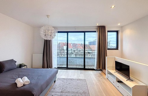 Etterbeek Apartment | Penthouse Cinquantenaire