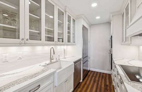 Sea Pines Condo | Penthouse condo overlooking Harbour Town Yacht Club