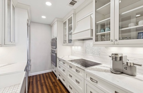 Sea Pines Condo | Penthouse condo overlooking Harbour Town Yacht Club