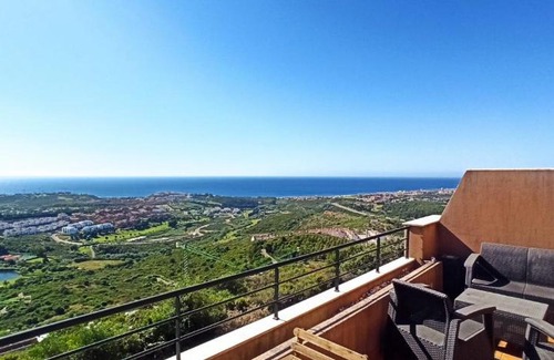 Casares Apartment | Penthouse Doña Julia Golf club