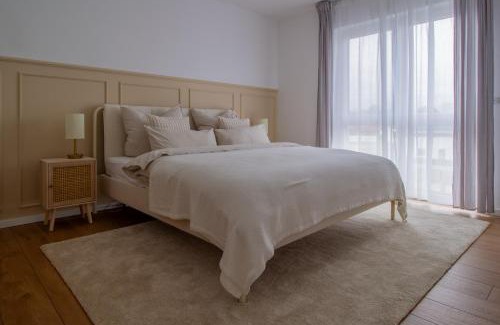 Ehmen Apartment | Penthouse-Ferienwohnung Wolfsburg mit Dachterrasse WLAN Smart-TV überdachter Parkplatz Wallbox