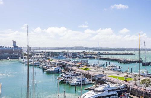 Auckland Central Business District Apartment | Penthouse Glory