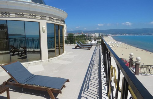 Sunny Beach Apartment | Penthouse Golden Rainbow