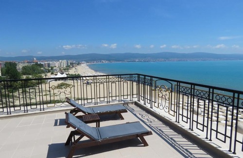 Sunny Beach Apartment | Penthouse Golden Rainbow