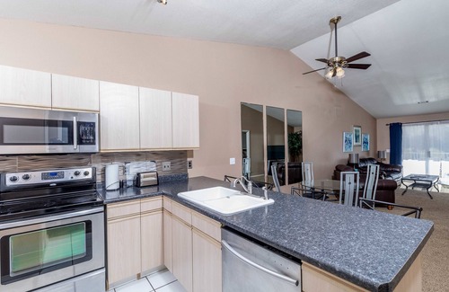 Table Rock Condo | Penthouse Golf View Condo | Brookside Deck