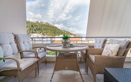 Gefira Mpania Apartment | Penthouse