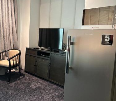 Balibago Hotel | Penthouse Hotel and Residences 407