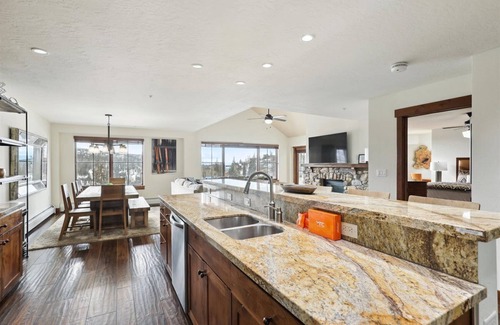 Purgatory Condo | Penthouse in Purgatory Lodge - Views - Ski in/Out - Pool Table