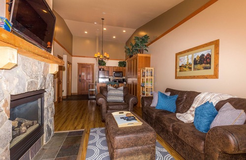 River Run Condo | Penthouse in River Run w/Slope Views & Short Walk to Lifts, Shops and Dining