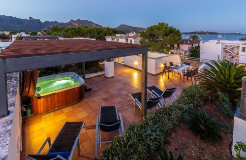 Puerto de Pollensa Apartment | Penthouse La Nau By homevillas360