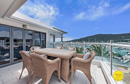 Airlie Beach Apartment | Penthouse living at the Port of Airlie