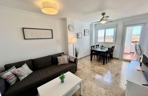 Estepona Apartment | Penthouse mit private Dachterrasse und Blick auf das Meer, Berge ,Hafen