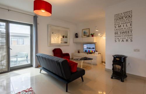 Tal-Ibrag Apartment | Penthouse Near Paceville with Private Terrace by QuickTrips