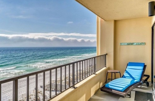 Fort Walton Beach Condo | Penthouse Paradise is a 2 bedroom gulf front condo on Okaloosa Island