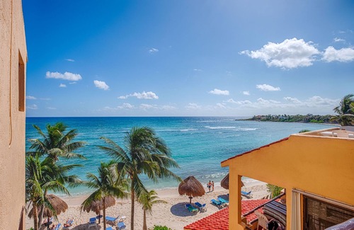 Akumal Condo | Penthouse perfection! Spectacular view of the ocean, perfect for a couple!