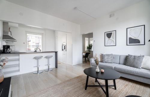 Tampere Apartment | "PENTHOUSE" - Renovated 1BR Apt with Sauna & 60m2 Private Terrace, Hosted by 2ndhomes