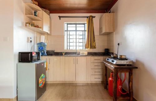 Ngara West Apartment | Penthouse Rooftop Studio with King bed