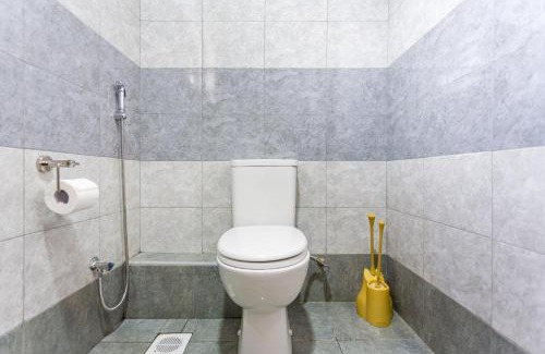 Ngara West Apartment | Penthouse Rooftop Studio with King bed