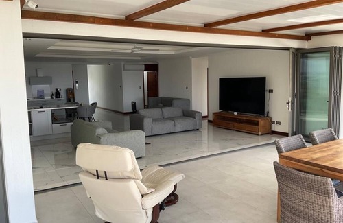 Blue Bay Apartment | Penthouse sea view and access, 266m2 and private Roof Top