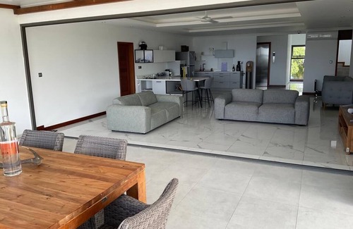 Blue Bay Apartment | Penthouse sea view and access, 266m2 and private Roof Top