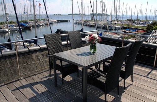 Lemkenhafen Apartment | Penthouse - Spacious living for 2 over 2 floors