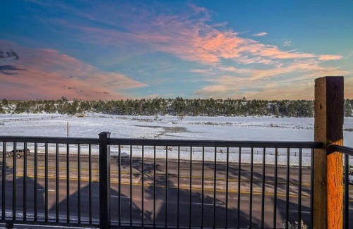 Show Low Villa | Penthouse Suite at Meadow View!