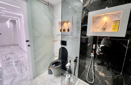 Malabata Apartment | Penthouse Ultra Modern - Jacuzzi, Terrace & BBQ