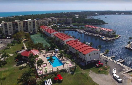 Plantation Key Condo | Penthouse view - Futura Yacht Club #604
