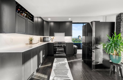 Speer Condo | PENTHOUSE w/BEST 5000 sqf private 365° views ROOFTOP in Denver & 3600sqf inside