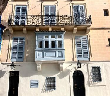 Valletta Apartment | Penthouse w/unique harbour view