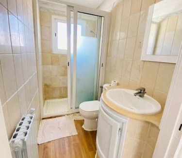 Hiboun Apartment | Penthouse waterfront apartment with terrace