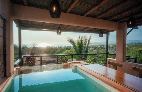 Barra de Colotepec Villa | Penthouse with pool & ocean view