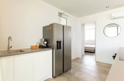 Willemstad Apartment | Penthouse with ocean view/beach access at Mambo Beach