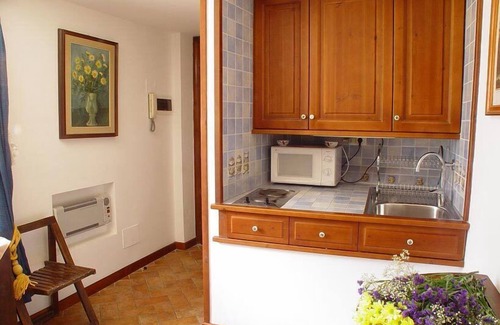 Trastevere Apartment | PENTHOUSE with PANORAMIC PRIVATE ROOF TERRACE, Old Historical centre, Trastevere