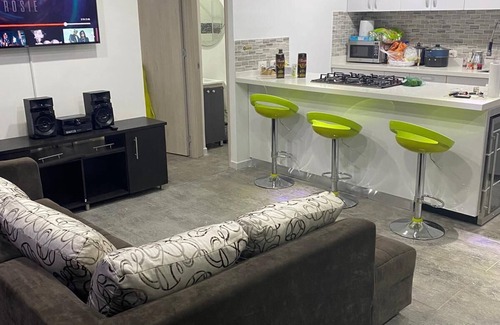 San Jeronimo Apartment | Penthouse, with pool view, terrace, BBQQ, y jacuzzi.