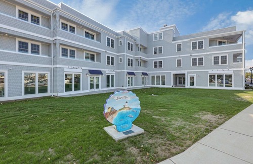 Plymouth Cultural District Apartment | Penthouse with Private Roofdeck on Plymouth Harbor