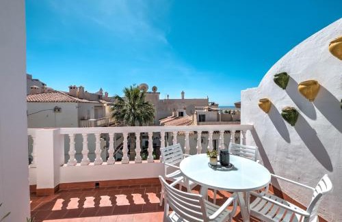 Nerja City Centre Apartment | Penthouse with roof terrace in Parador, Nerja