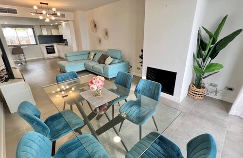 Manilva Apartment | Penthouse with stunning sea views-ideal for remote working