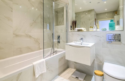 Wood Green Apartment | Penthouse With Views Of Alexandra Palace